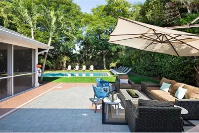 339 4th Ave N, Naples, FL 34102 - Photo 31