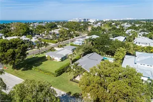 339 4th Ave N, Naples, FL 34102 - Photo 45