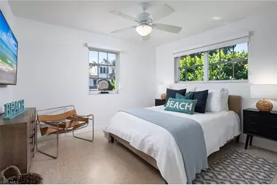 339 4th Ave N, Naples, FL 34102 - Photo 19