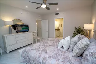 244 Indies Dr E, Naples, FL 34114 - Photo 13