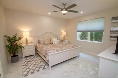 244 Indies Dr E #101, Naples, FL 34114 - Photo 11