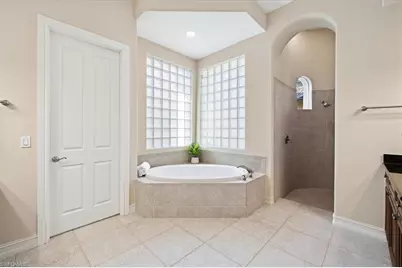 9094 Sahalee Ct, Naples, FL 34113 - Photo 31