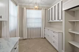 9719 Acqua Ct, Naples, FL 34113 - Photo 5