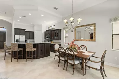 7347 Lantana Cir, Naples, FL 34119 - Photo 9