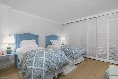 1717 Gulf Shore Blvd N #101, Naples, FL 34102 - Photo 21