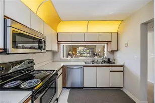 1208 Commonwealth Cir, Naples, FL 34116 - Photo 9