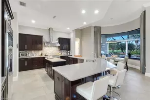 3828 Isla Del Sol Way, Naples, FL 34114 - Photo 9