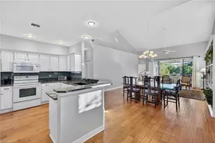 25200 Goldcrest Dr, Bonita Springs, FL 34134 - Photo 7