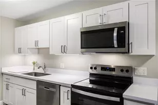 17420 Birchwood Ln, Fort Myers, FL 33908 - Photo 3