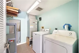 1250 Jardin Dr, Naples, FL 34104 - Photo 11