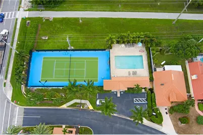 1250 Jardin Dr, Naples, FL 34104 - Photo 31