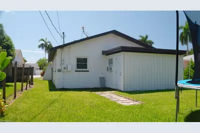 759 100th Ave N, Naples, FL 34108 - Photo 11