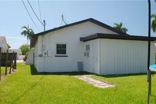 759 100th Ave N, Naples, FL 34108 - Photo 11