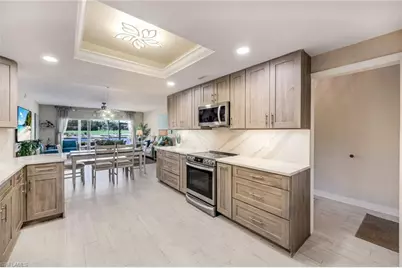 6260 Bellerive Ave #402, Naples, FL 34119 - Photo 9