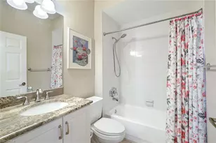 2033 Crestview Way, Naples, FL 34119 - Photo 13