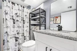 53 High Point Cir W, Naples, FL 34103 - Photo 9