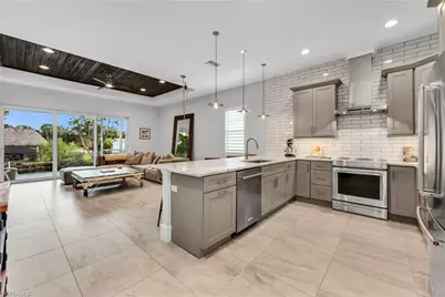 2464 Lake Ave, Naples, FL 34112 - Photo 3