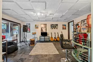 3550 Hazel Rd, Naples, FL 34104 - Photo 11