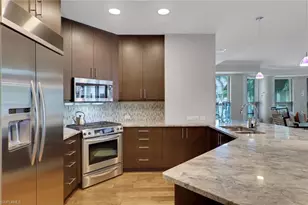 9123 Strada Pl, Naples, FL 34108 - Photo 3