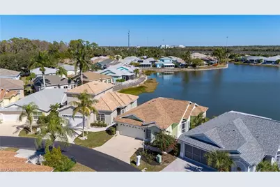 10717 Maui Cir, Estero, FL 33928 - Photo 25