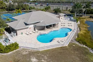 10717 Maui Cir, Estero, FL 33928 - Photo 31