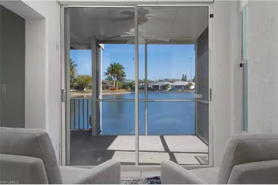 10717 Maui Cir, Estero, FL 33928 - Photo 5