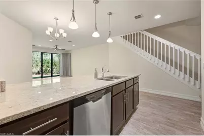 7923 Bristol Cir, Naples, FL 34120 - Photo 15