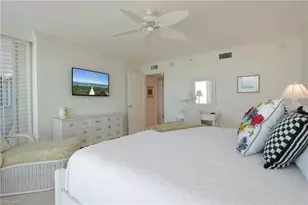 4651 Gulf Shore Blvd N, Naples, FL 34103 - Photo 13