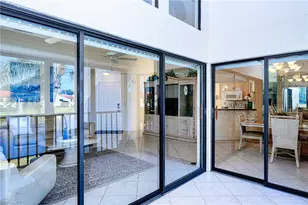 613 Beachwalk Cir, Naples, FL 34108 - Photo 9