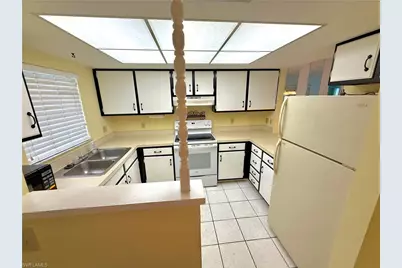 16380 Dublin Cir #204, Fort Myers, FL 33908 - Photo 5