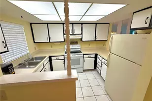 16380 Dublin Cir, Fort Myers, FL 33908 - Photo 5