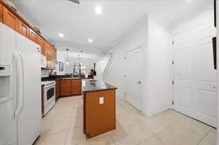 9153 Chula Vista St, Naples, FL 34113 - Photo 11