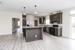 4660 43rd Ave NE, Naples, FL 34120 - Photo 11