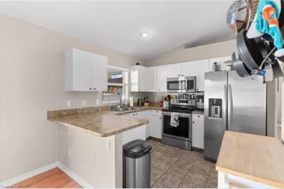 4106 18th St SW, Lehigh Acres, FL 33976 - Photo 9