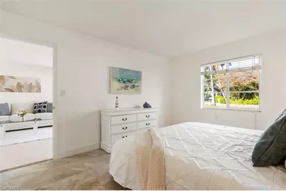 900 8th Ave S #102, Naples, FL 34102 - Photo 7