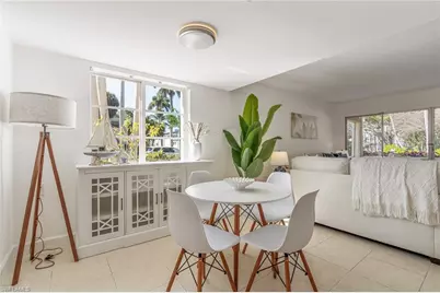 900 8th Ave S #102, Naples, FL 34102 - Photo 3