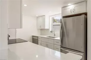 900 8th Ave S, Naples, FL 34102 - Photo 5