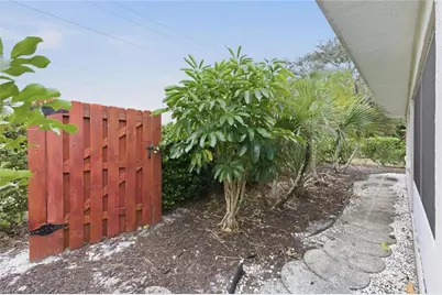 15048 Cloverdale Dr, Fort Myers, FL 33919 - Photo 27