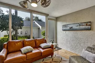 458 Country Hollow Ct, Naples, FL 34104 - Photo 35