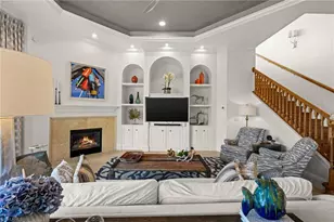 8812 Muirfield Dr, Naples, FL 34109 - Photo 19