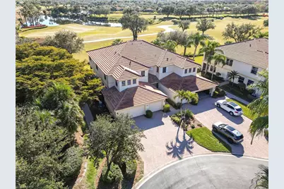 3000 Meandering Way #201, Fort Myers, FL 33905 - Photo 5