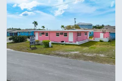 107 East Ave, Goodland, FL 34140 - Photo 1