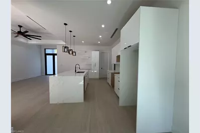 3210 4th Ave SE, Naples, FL 34117 - Photo 9