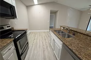 2214 Arbour Walk Cir, Naples, FL 34109 - Photo 9