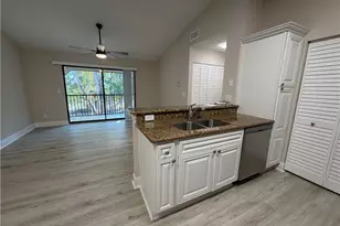 2214 Arbour Walk Cir, Naples, FL 34109 - Photo 7