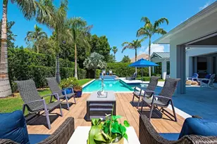 679 Rudder Rd, Naples, FL 34102 - Photo 5