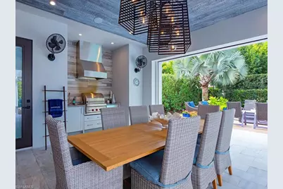 679 Rudder Rd, Naples, FL 34102 - Photo 7