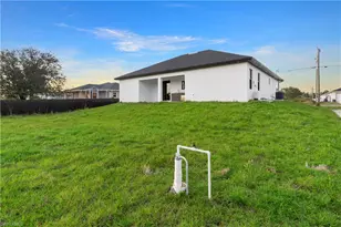 2714 24th St W, Lehigh Acres, FL 33971 - Photo 47