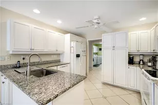 712 Pine Creek Ln, Naples, FL 34108 - Photo 7