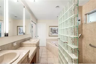 712 Pine Creek Ln, Naples, FL 34108 - Photo 15